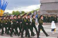 Дитячий парад перемоги. Київські кадети вшановують героїв війни